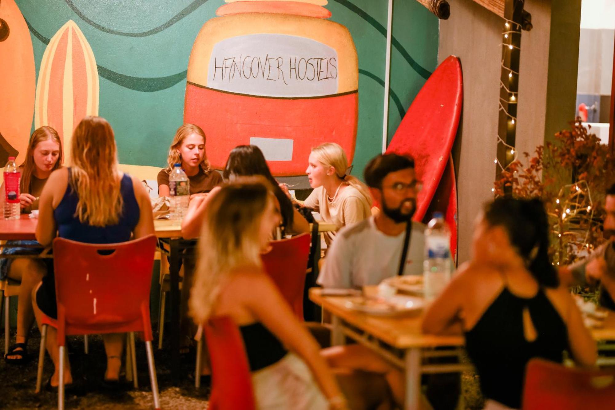 Hangover Hostels Мирисса Экстерьер фото