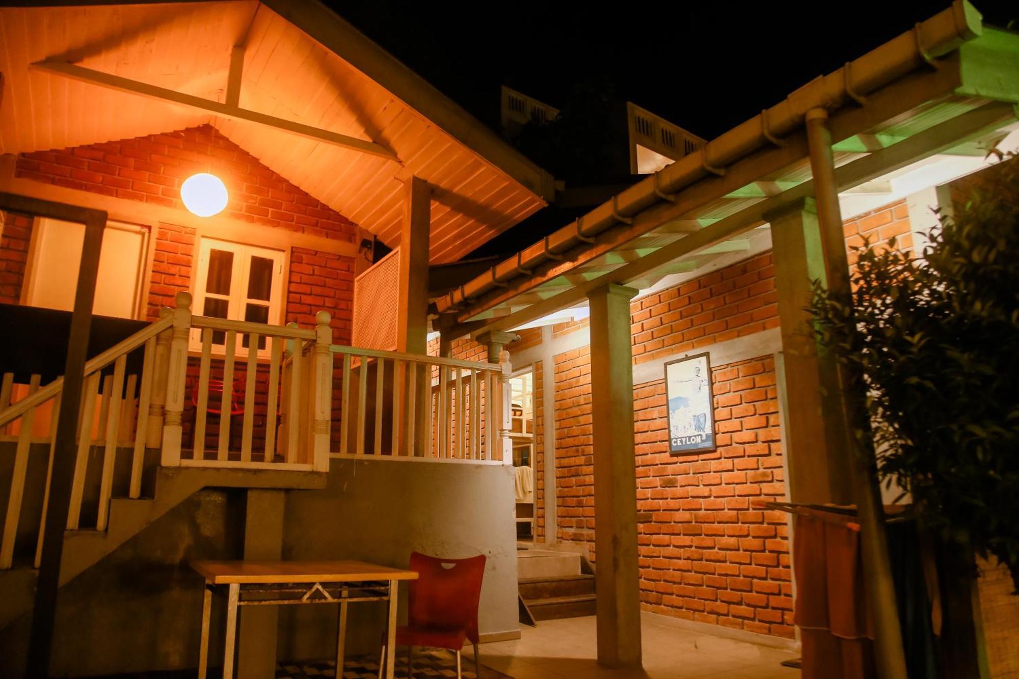 Hangover Hostels Мирисса Экстерьер фото